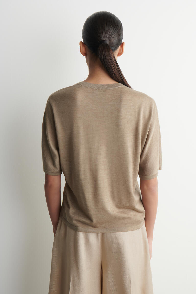 COS メリノウールニットシャツ