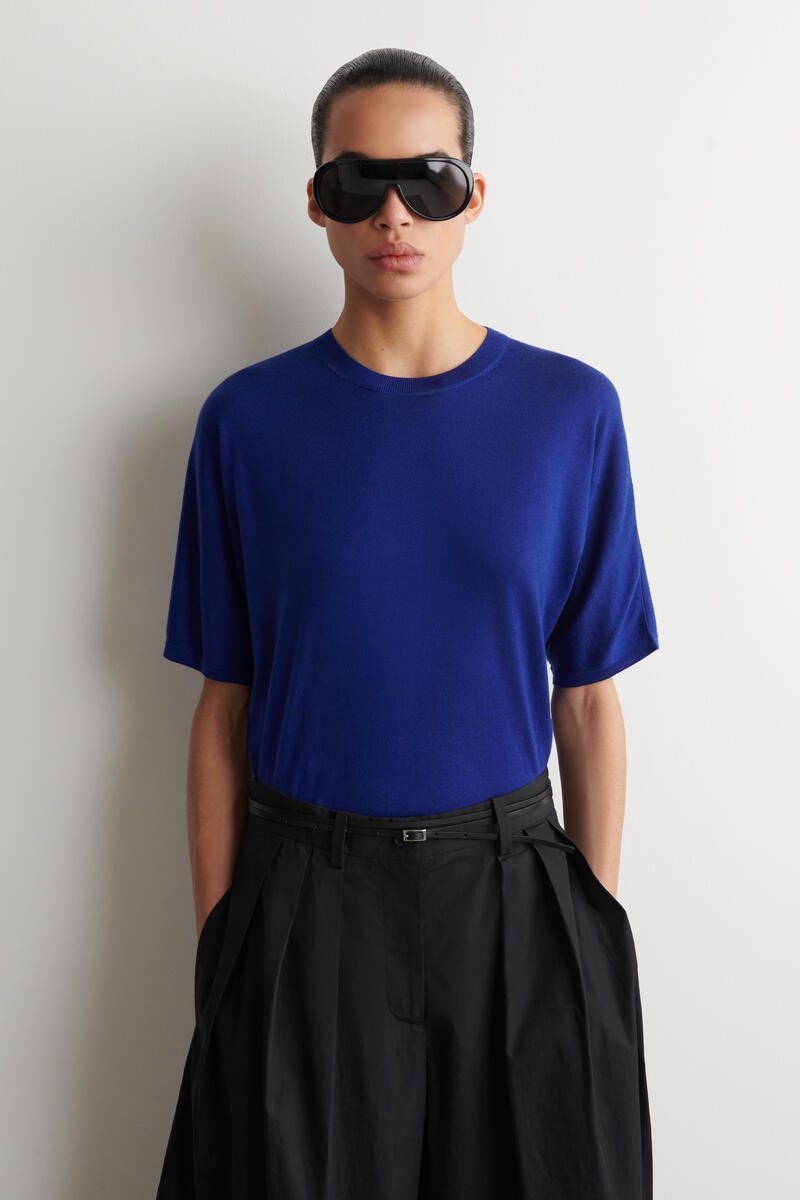 COS メリノウールニットシャツ