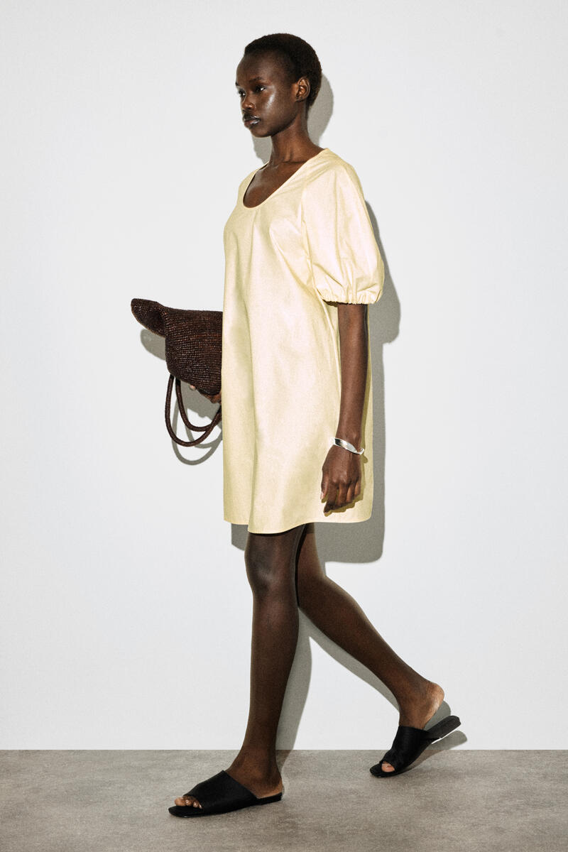 COS パフスリーブ  コットンミニワンピース