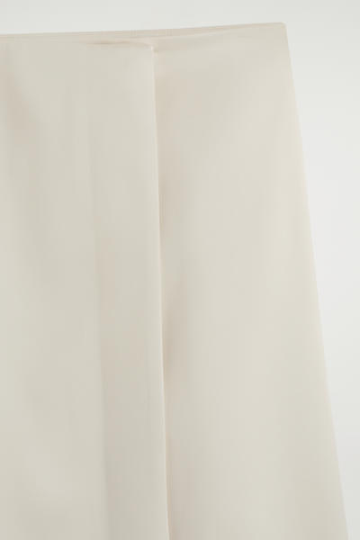 COS サテンラップスカート