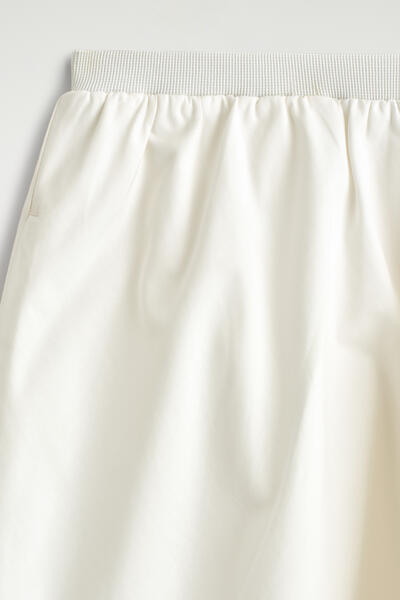 COS 刺繍入り コットンポプリンスカート
