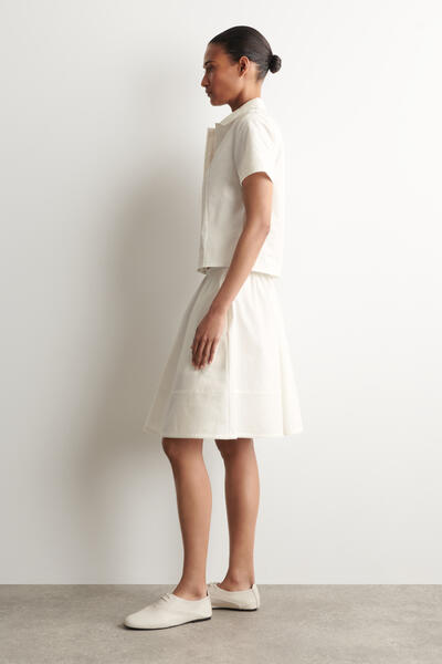 COS 刺繍入り コットンポプリンスカート