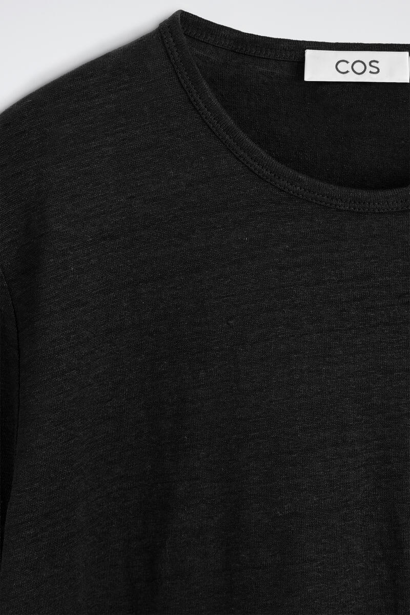 COS リネンTシャツ