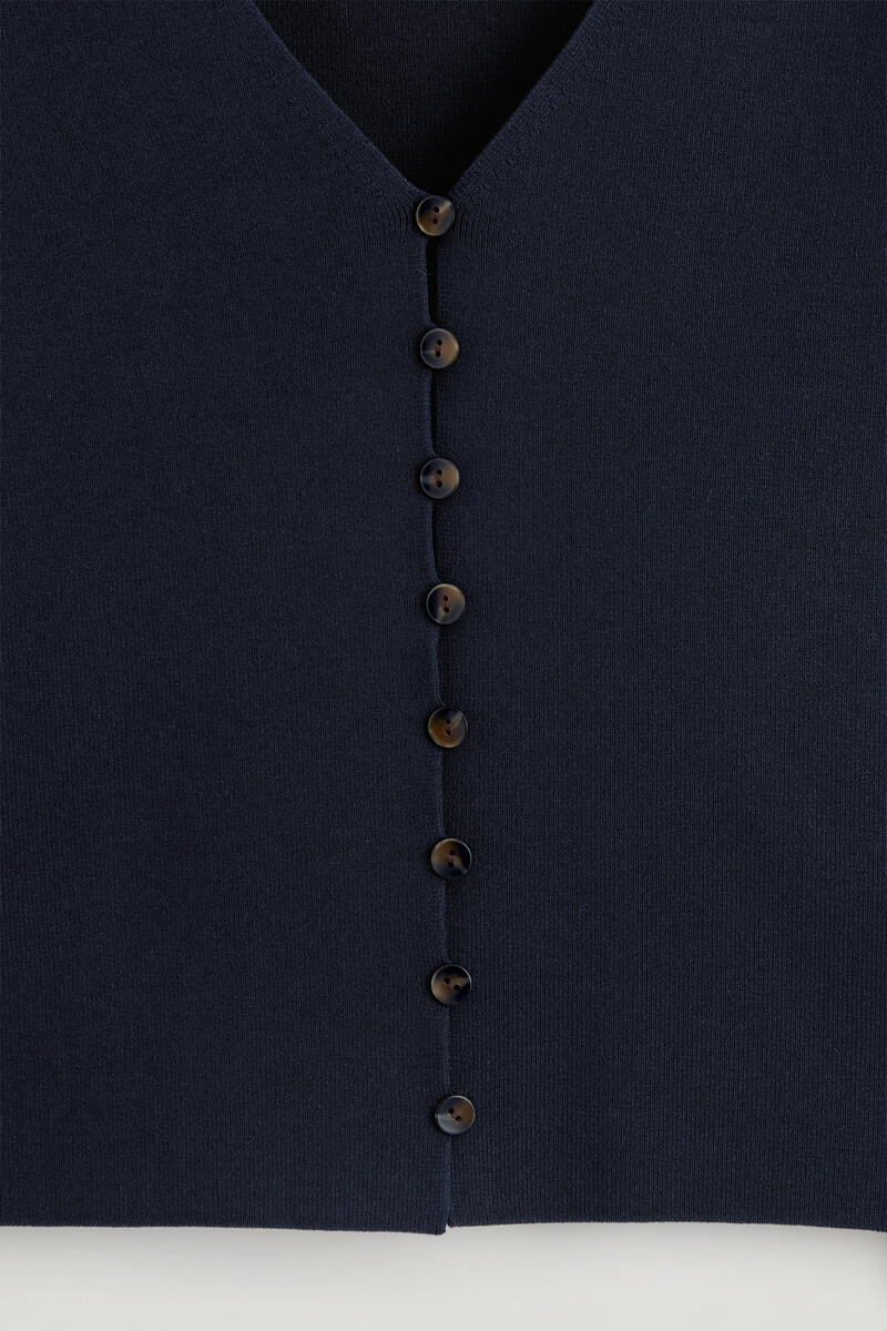 COS ミニマルニットVネックカーディガン