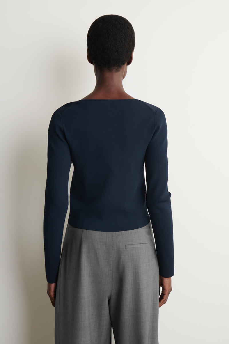 COS ミニマルニットVネックカーディガン