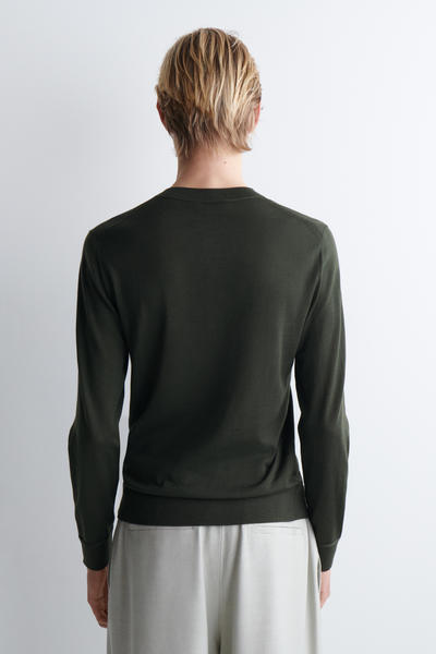 COS スリムメリノウールヘンリートップ