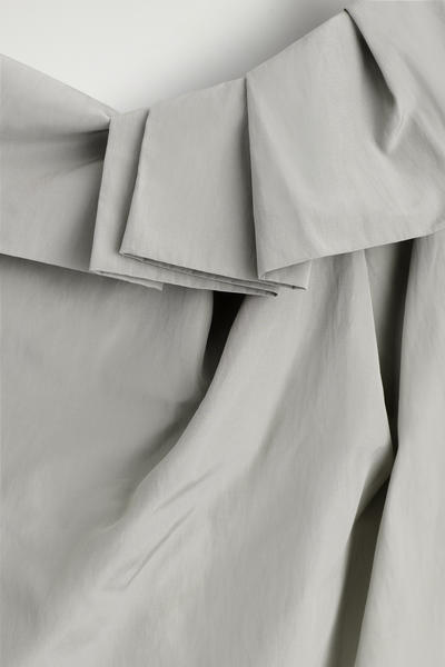 COS オーバーサイズ ドレープトップ