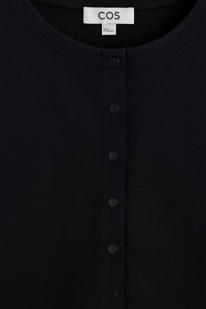 COS ミニマルジャージーカーディガン