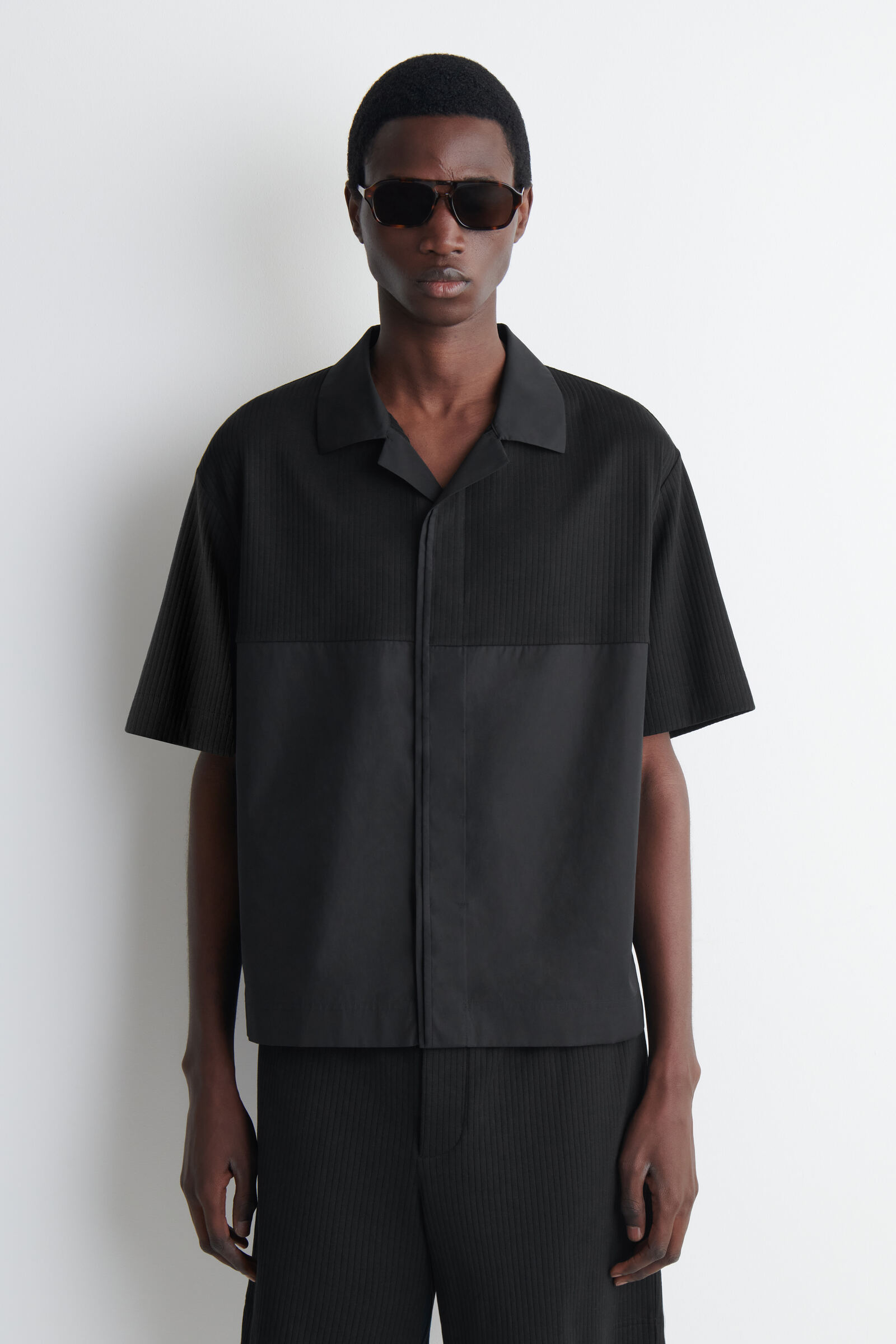 RELAXED CONTRAST-PANEL SHIRT リラックスフィット コントラストパネル
