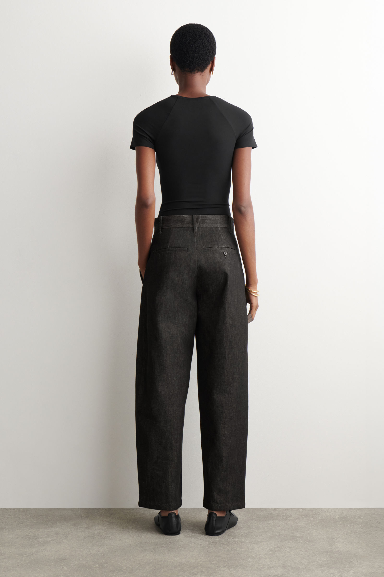 RELAXED-FIT WIDE-LEG DENIM TROUSERS リラックスフィットワイドレッグ