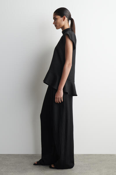 COS フレア キャップスリーブトップ