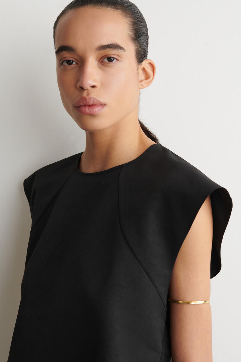 COS フレア キャップスリーブトップ