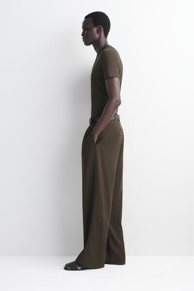 COS スリムフィットコットンTシャツ