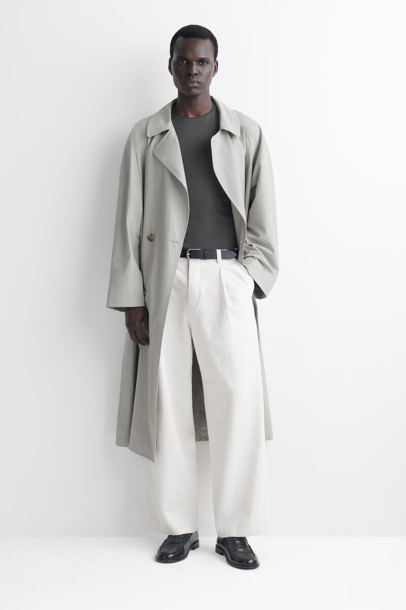 COS スリムフィットコットンTシャツ