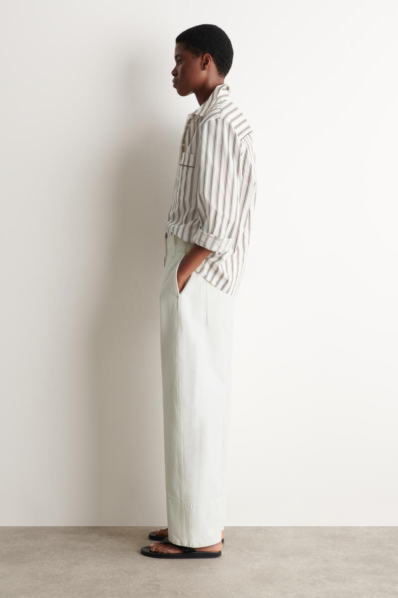 COS デニムバレルレッグパンツ