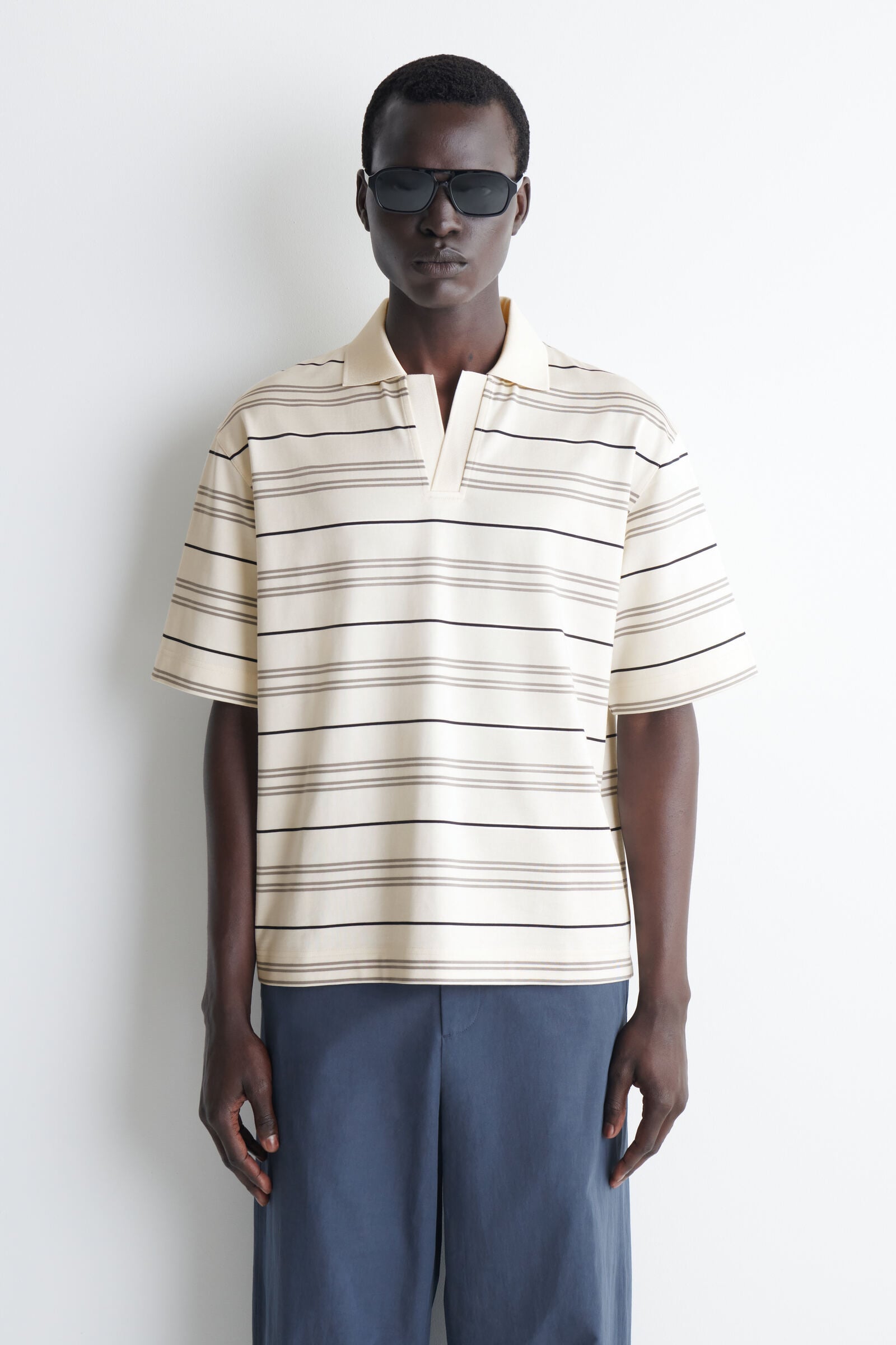 STRIPED OPEN-COLLAR POLO SHIRT ストライプ柄 オープンカラー