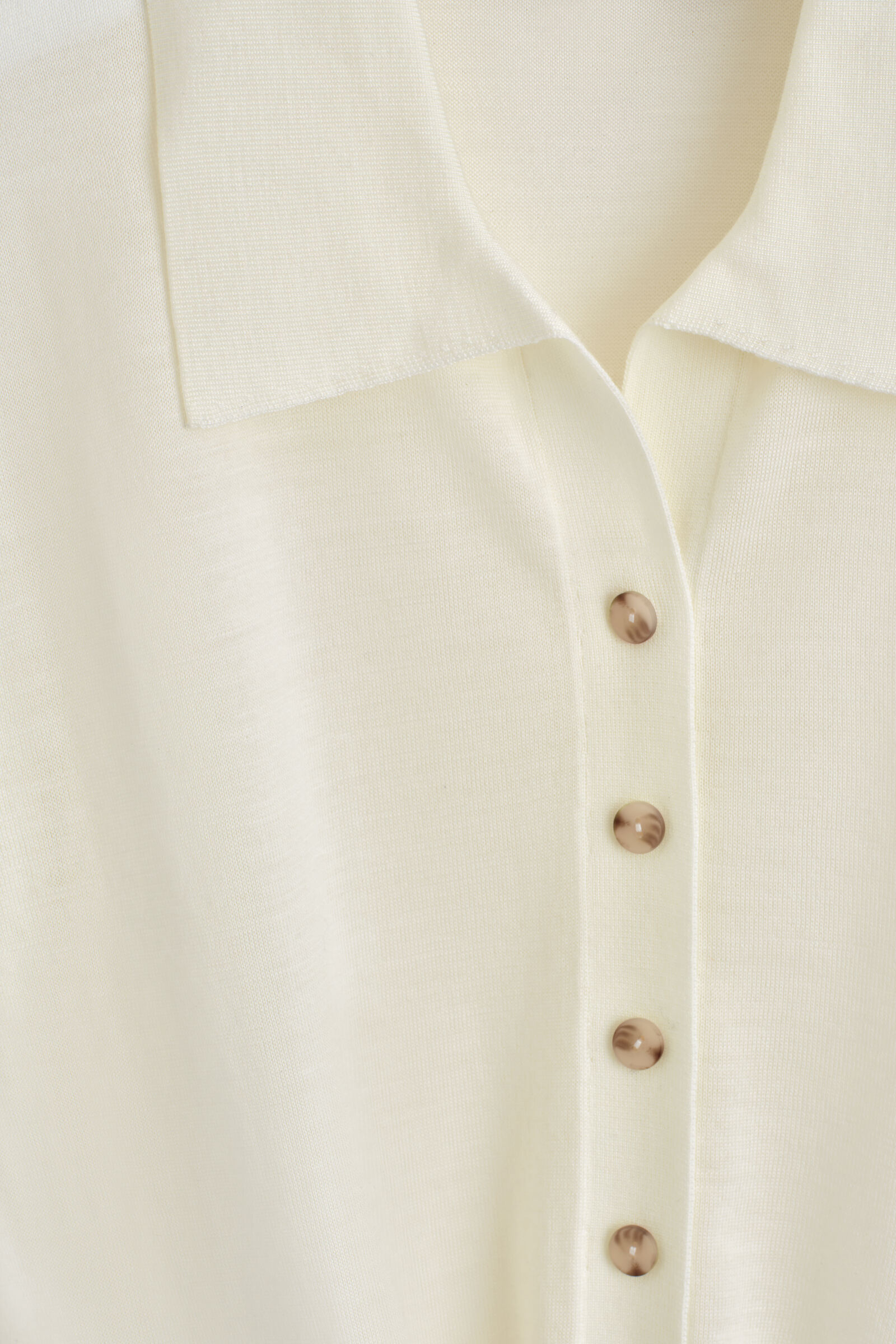 み 新品タグ付 現行品 COS タイフロントニットシャツ ホワイト M TIE-FRONT KNITTED WOOL SHIRT タイフロント ニットウールシャツ