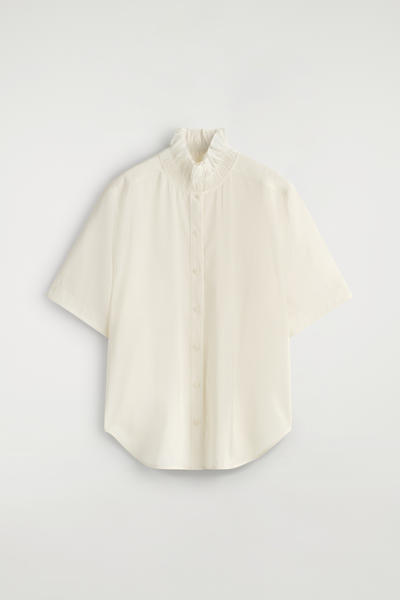 COS ラッフルカラーモーダルブラウス