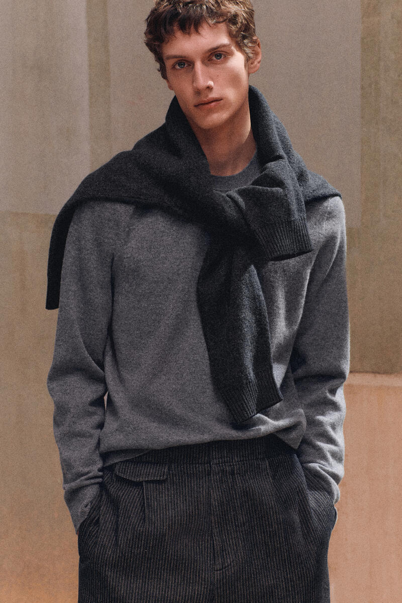 スコットネス グレー &黒カシミヤ100%リバーシブル クルーネック セーター CASHMERE CREW-NECK JUMPER カシミヤ クルー ネックセーター グレー