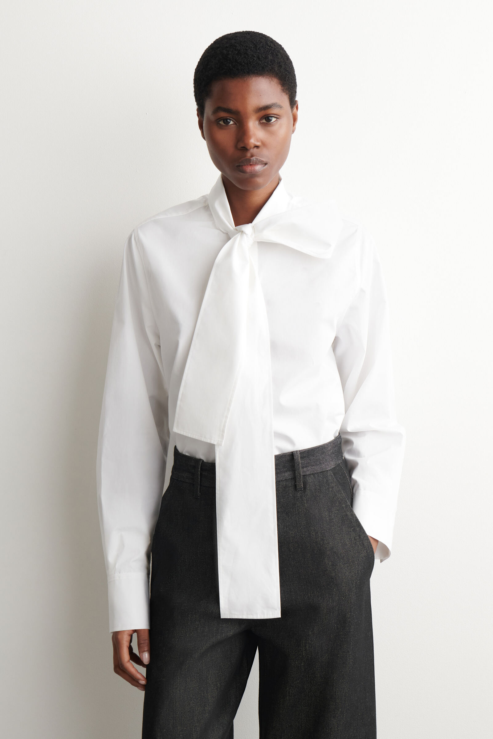 BOW-DETAIL COTTON BLOUSE ボウディテールコットンブラウス ホワイト