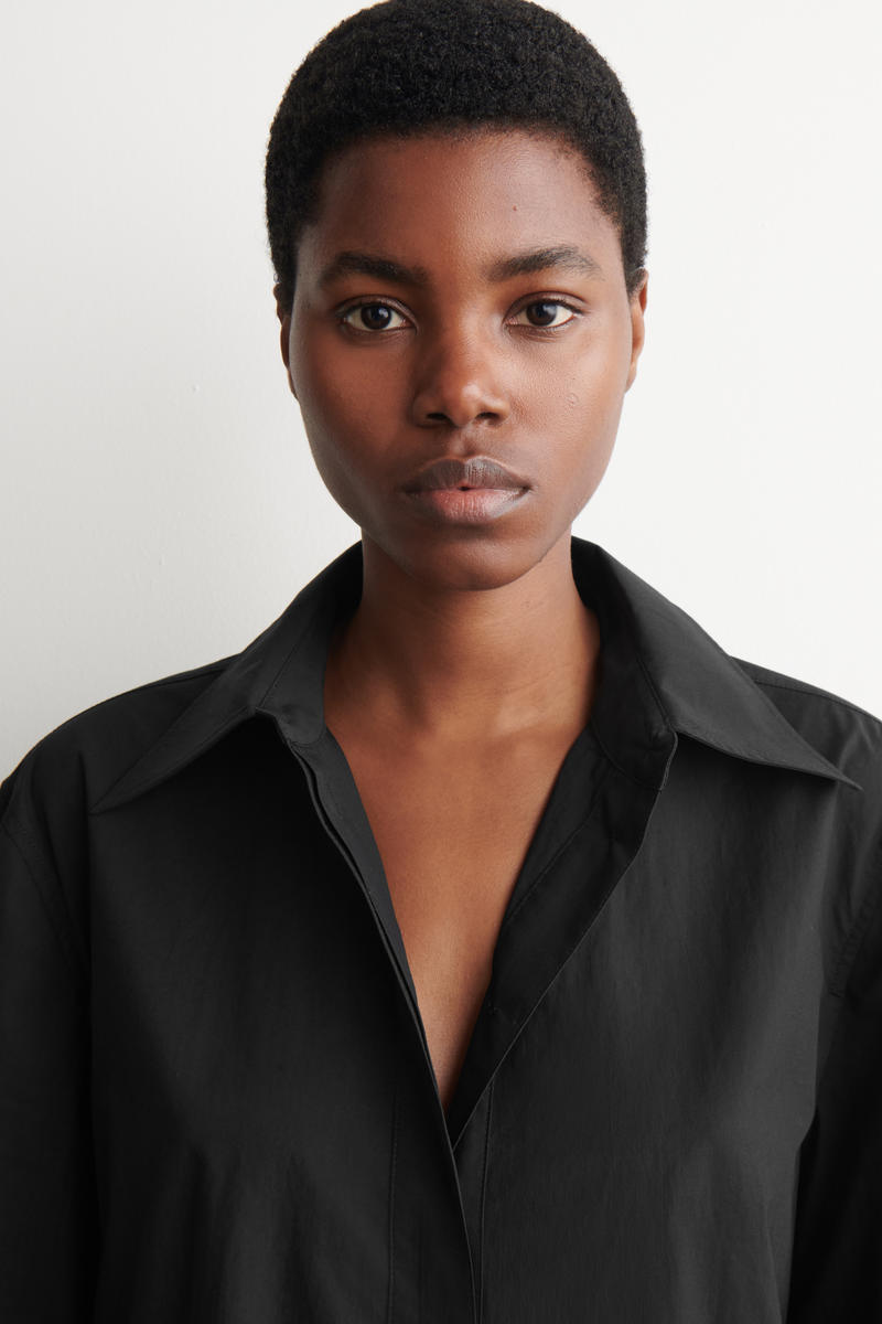 COS フレアコットンミニシャツドレス