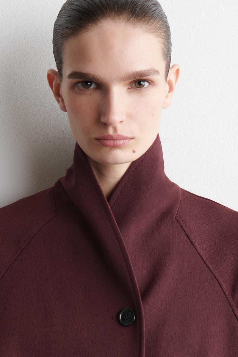 COS ベルト付きウール混ショールカラージャケット