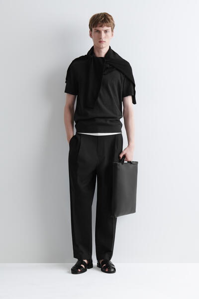 TETHER TOTE BAG - LEATHER