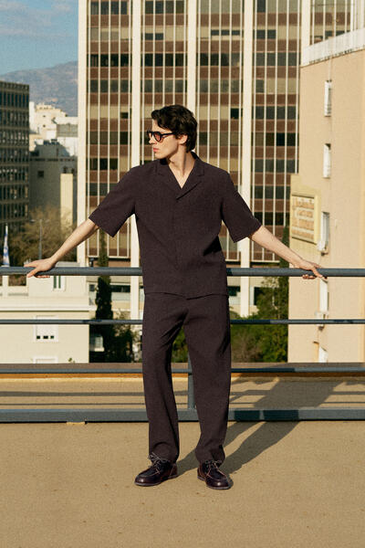 COS シアサッカー テーパードパンツ