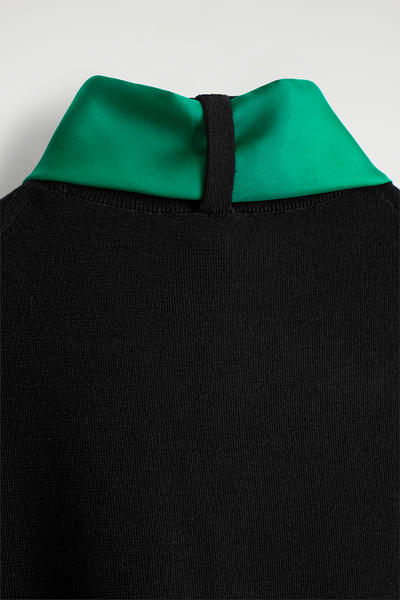 COS スカーフディテール メリノウールTシャツ