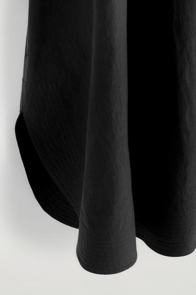 COS ラウンドVネック　コットンミディドレス