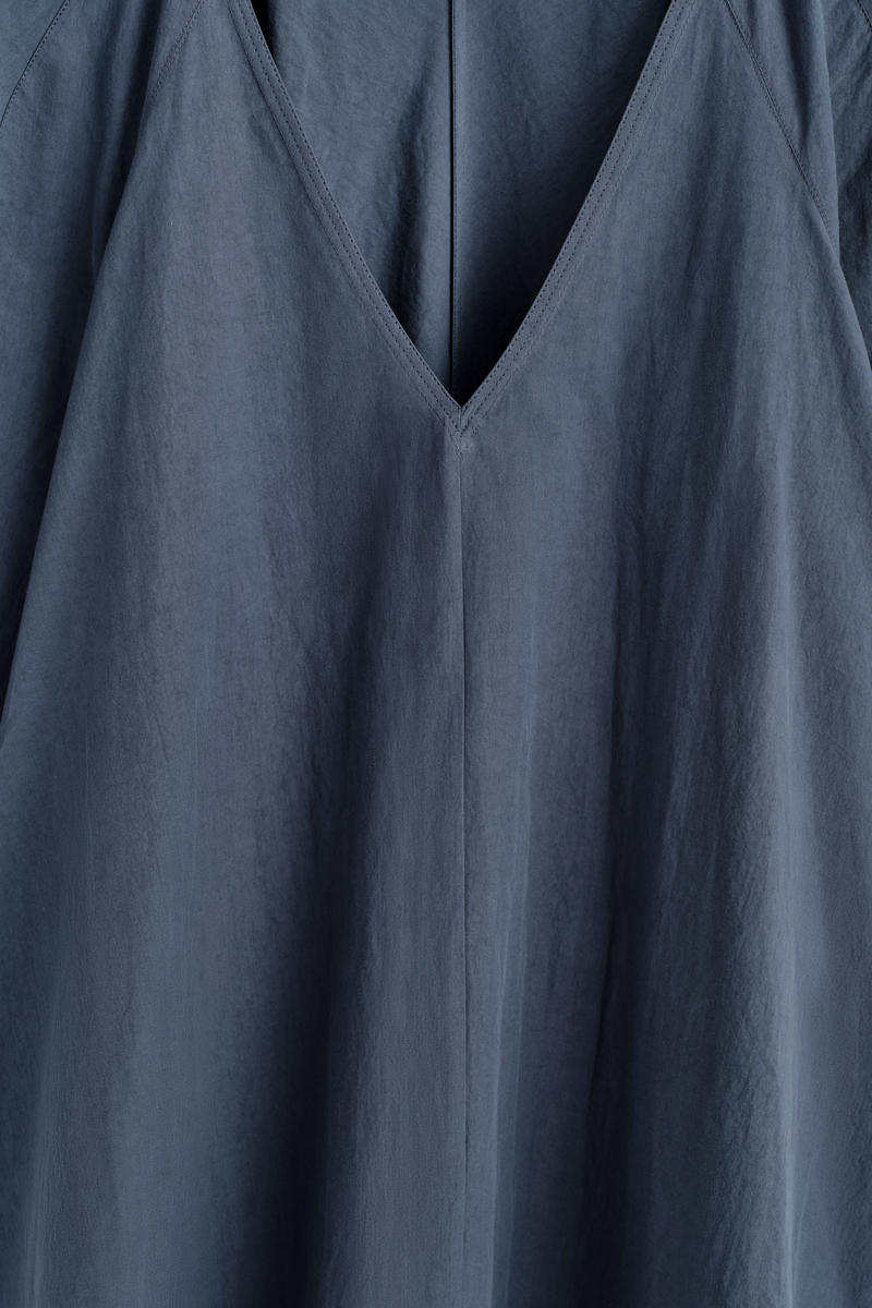 COS ラウンドVネック　コットンミディドレス