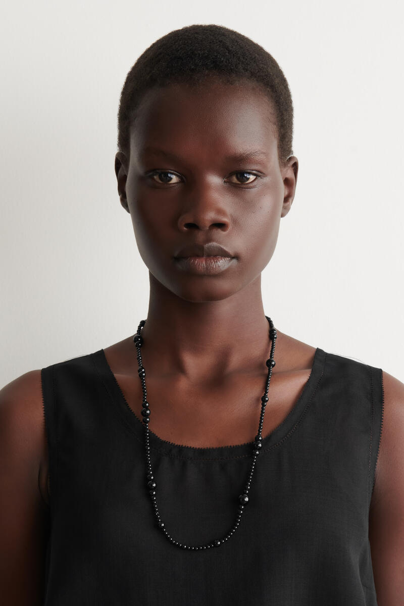 COS ビーズアゲートネックレス