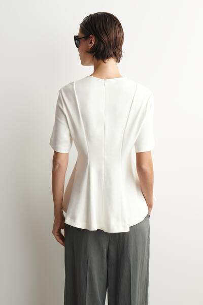 COS ウエストを絞った コットンTシャツ