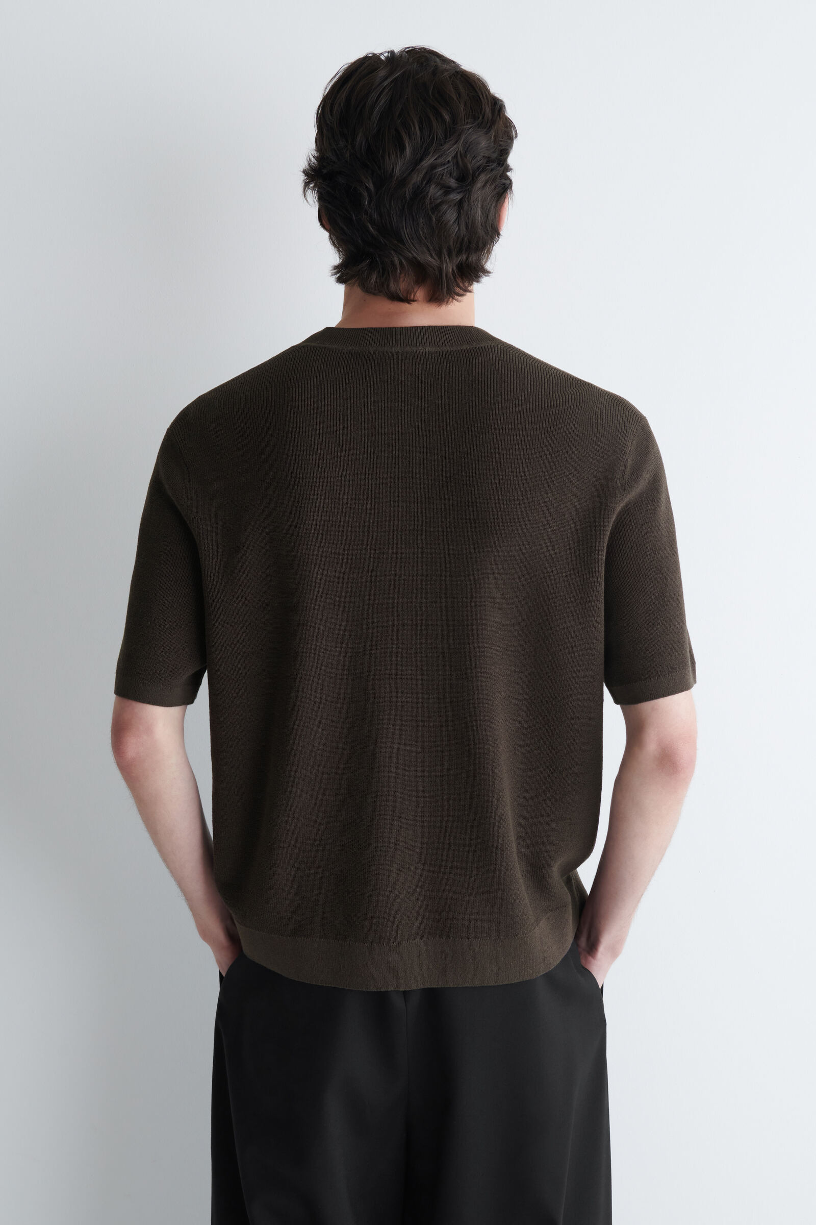 KNITTED LINEN HENLEY T-SHIRT ニットリネンヘンリーネックTシャツ