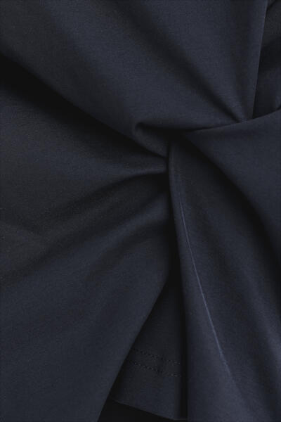 COS ツイストディテールジャージートップ