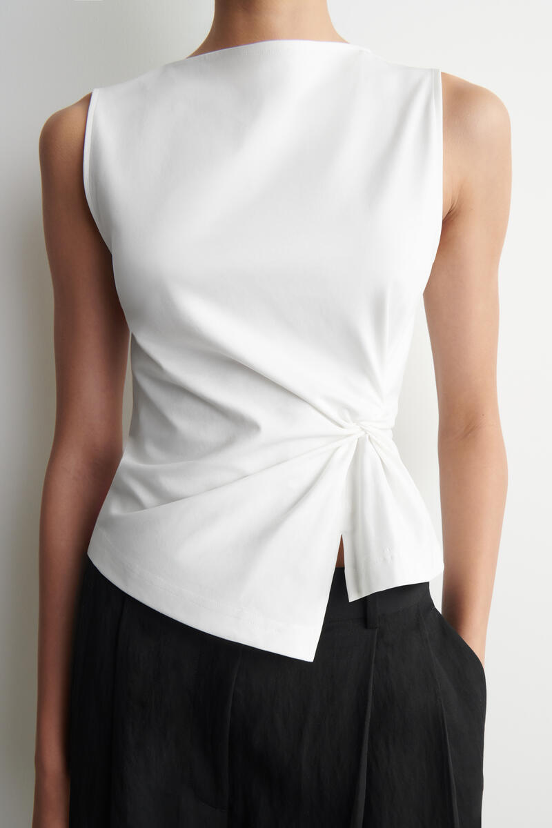 COS ツイストディテールジャージートップ