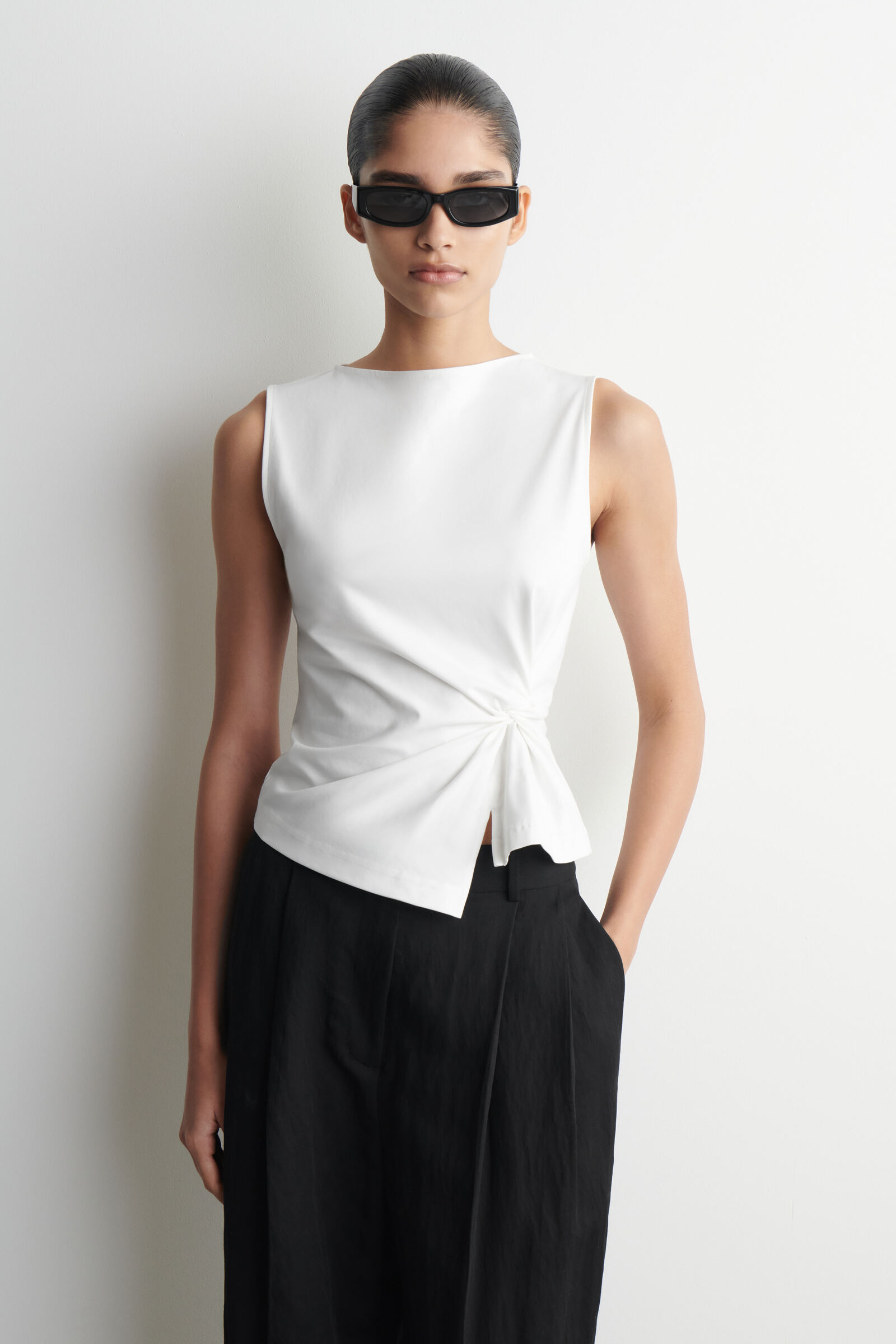 TWIST-DETAIL JERSEY TOP ツイストディテールジャージートップ 