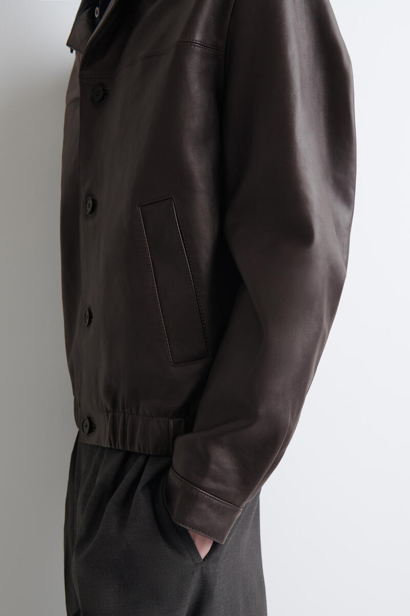 COS レザー ボンバーブレザー