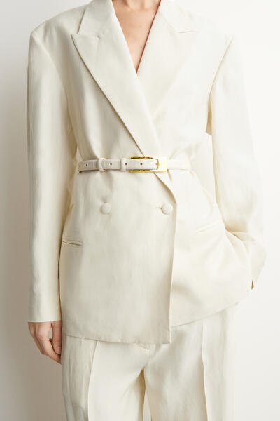 COS 伸びやかなバックルのレザーベルト