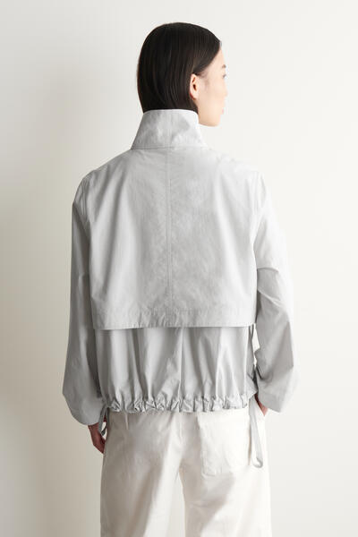 COS ファネルネック コットンドローストリングジャケット
