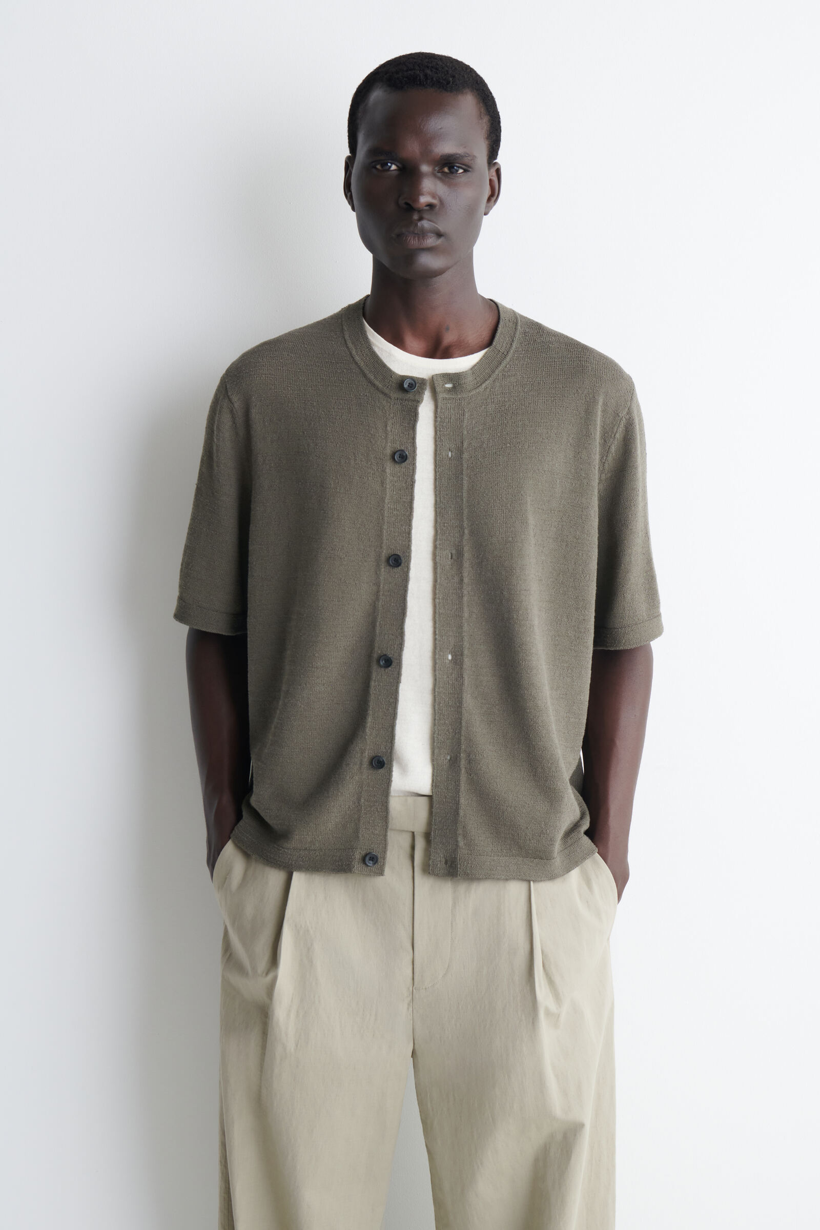 BOUCLE-KNIT SHORT-SLEEVED CARDIGAN ブークレニット半袖カーディガン