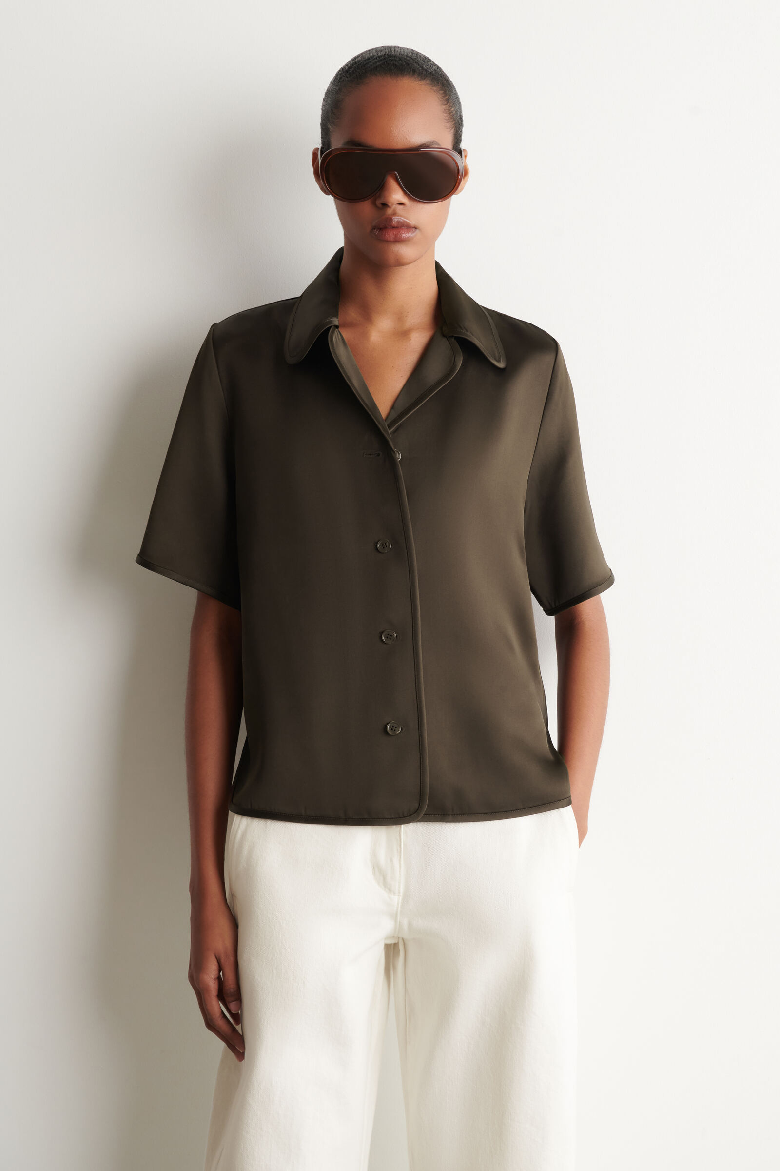 CONTRAST-PIPED SATIN SHIRT コントラストパイピングサテンシャツ 