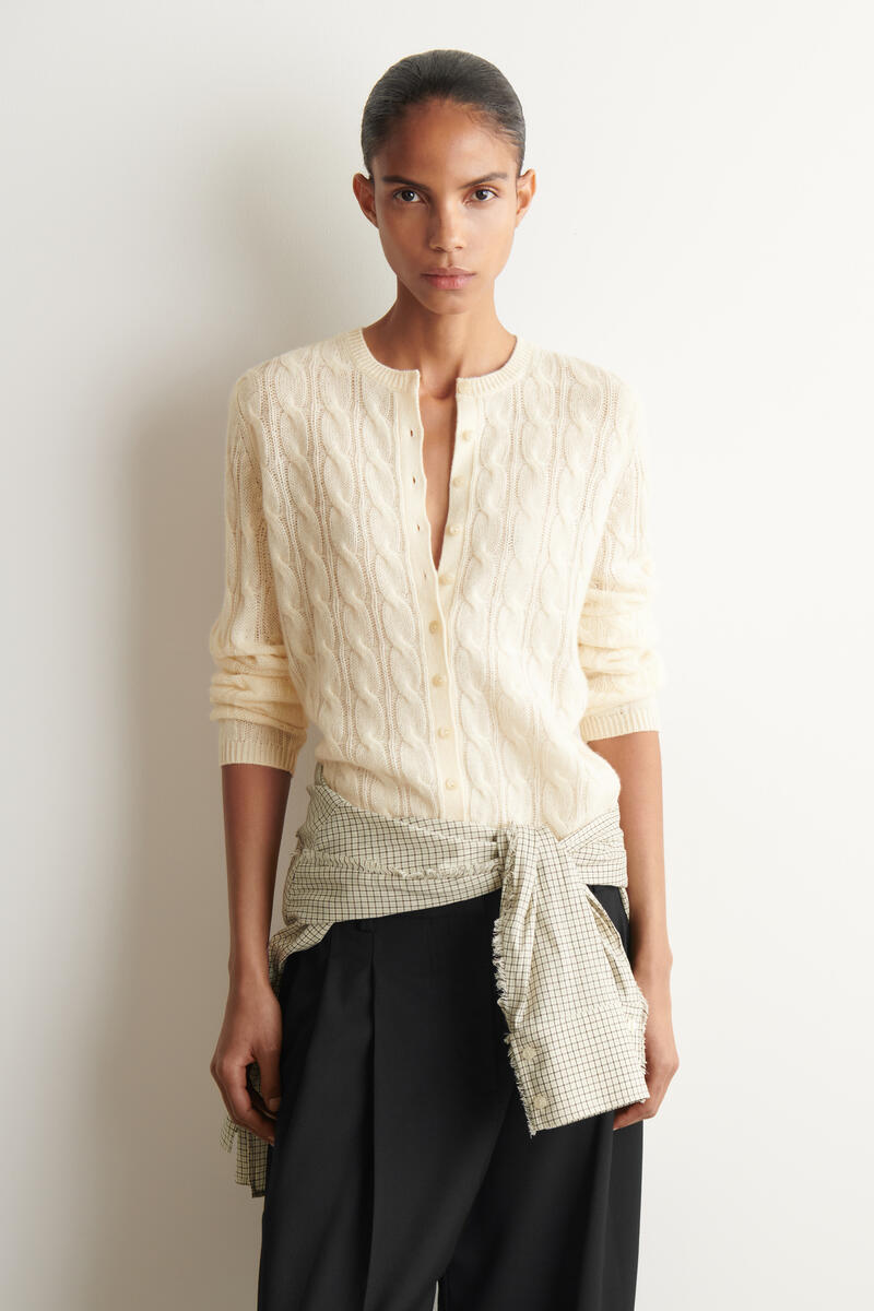 CABLE-KNIT CASHMERE CARDIGAN ケーブルニット カシミヤ カーディガン