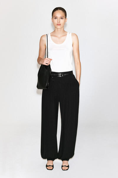 PLEATED CREPE BALLOON-LEG TROUSERS