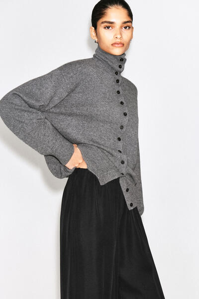 COS エラスティック ツイル ストレートレッグパンツ