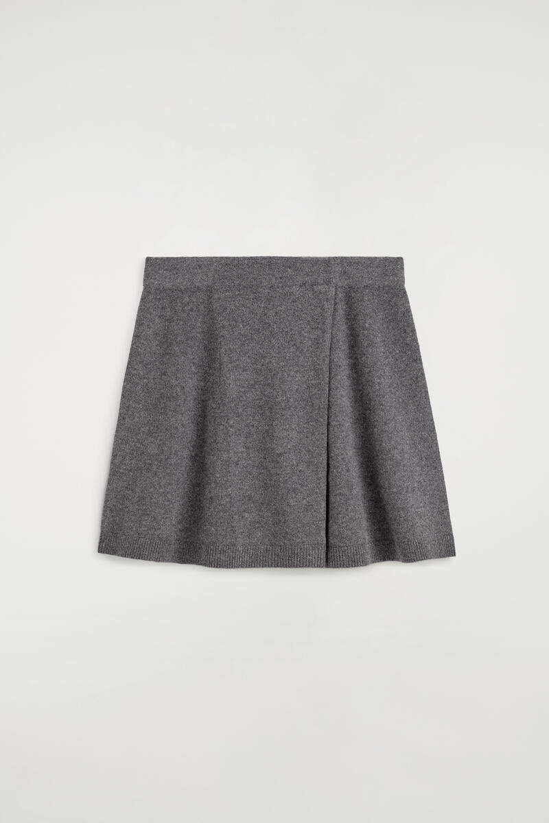 COS メリノウール ミニラップスカート