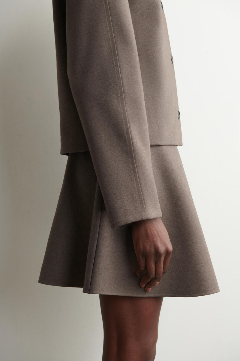 COS フレアジャージーミニスカート