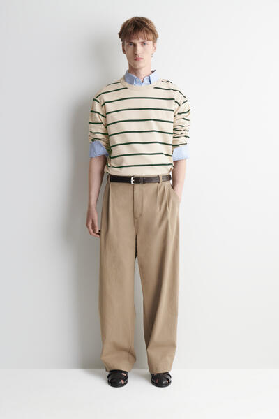COS コットンリラックスフィット バレルレッグ ユーティリティパンツ