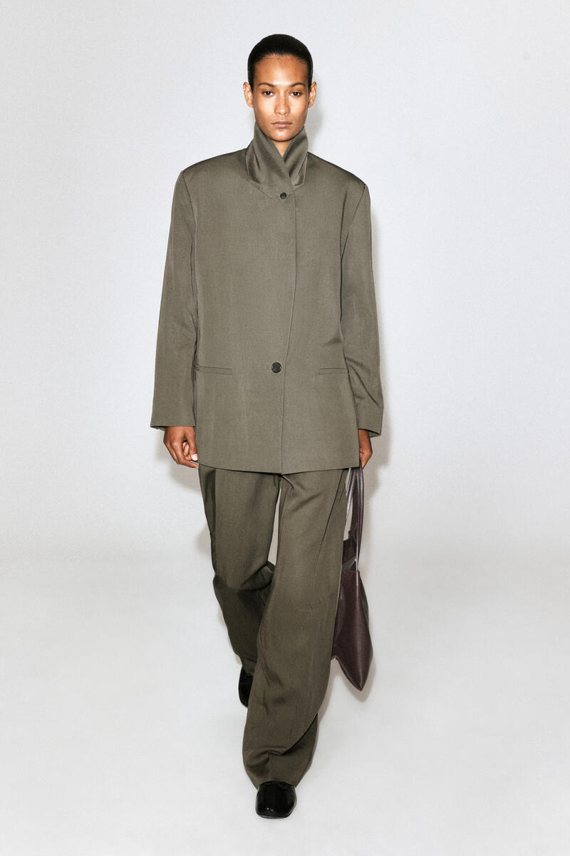 COS PAVILION レザー トートバッグ