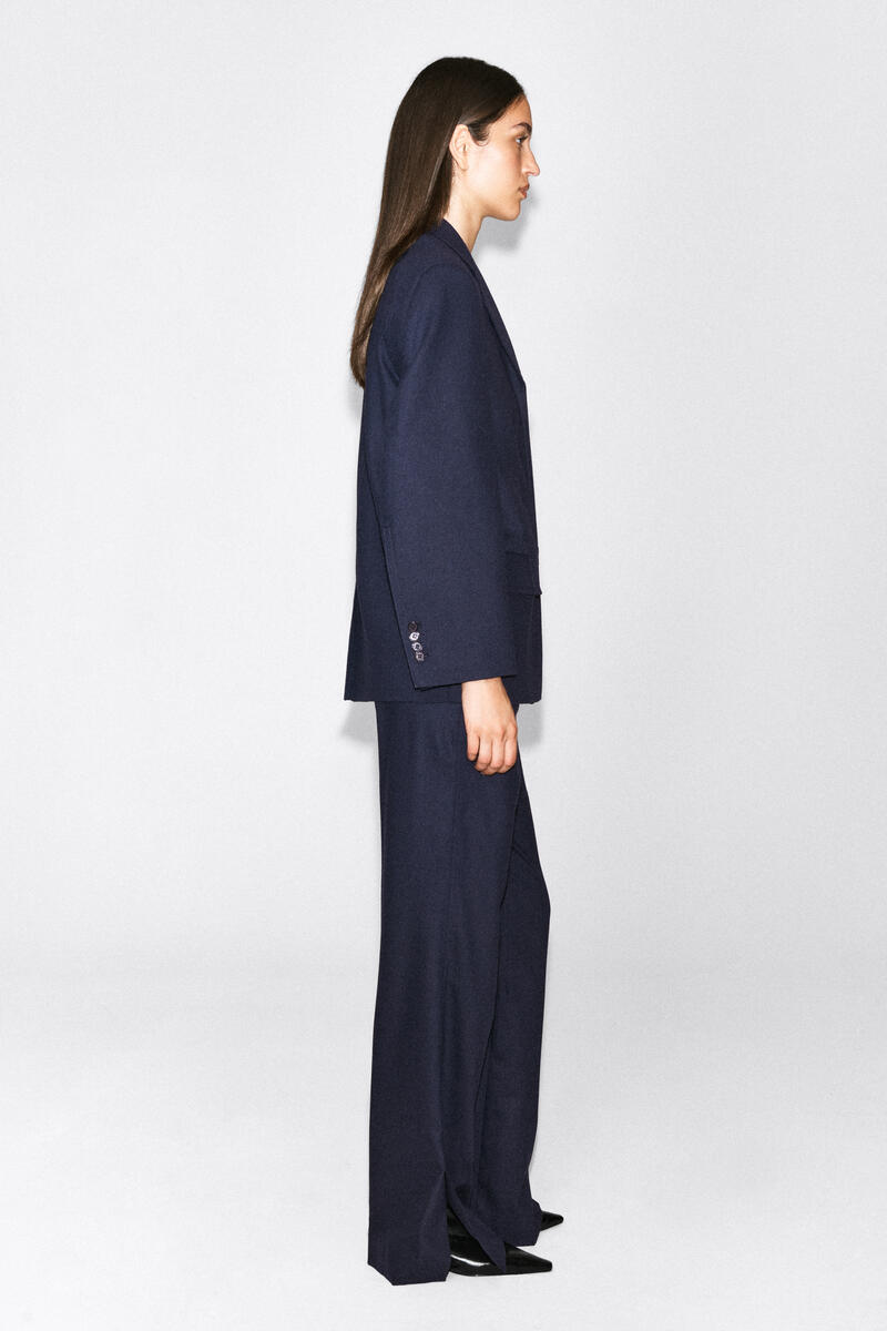 STRUCTURED WOOL-BLEND BLAZER ウールブレンドブレザー ネイビー｜COS